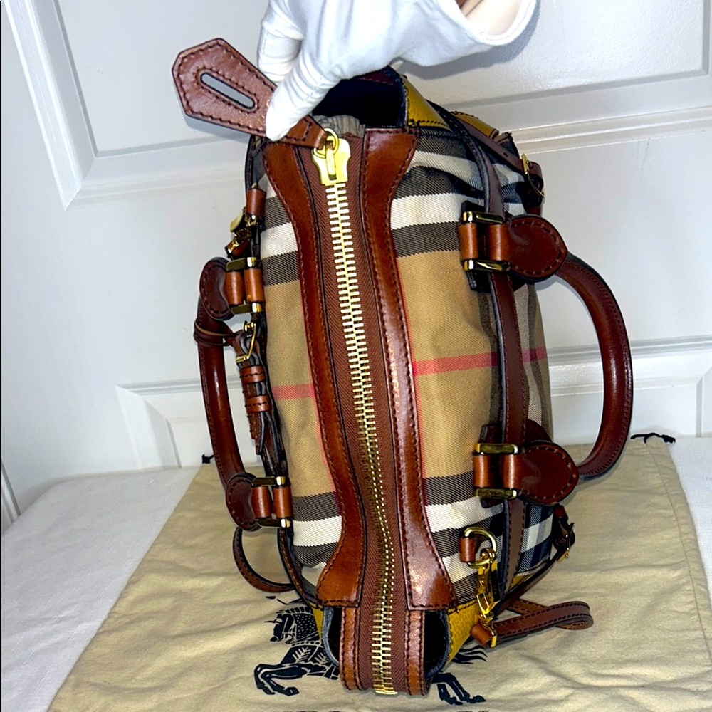 Burberry Gladstone Brown & Yellow House Check Leather Satchel Tote bag lock key - Picture 9 of 17